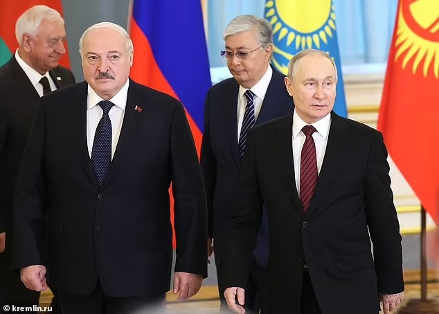 With the beginning of Russian nuclear weapons delivery, President Lukashenko Asserts Readiness to Use Nuclear Weapons in the face of Aggression.